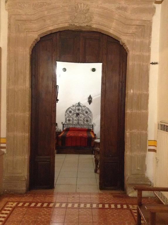 Hotel Los Escudos Pátzcuaro Екстериор снимка